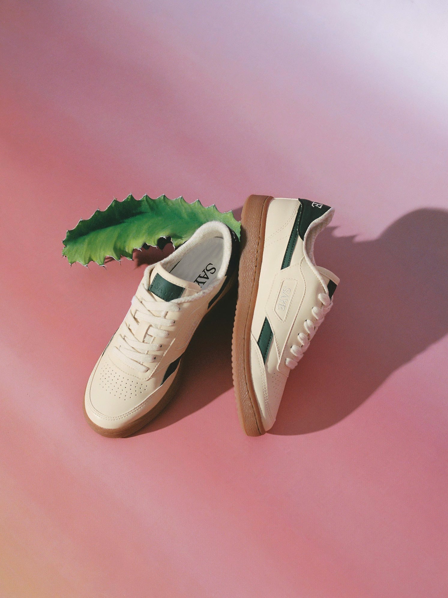 SAYE Modelo '92 Vegan Sneakers